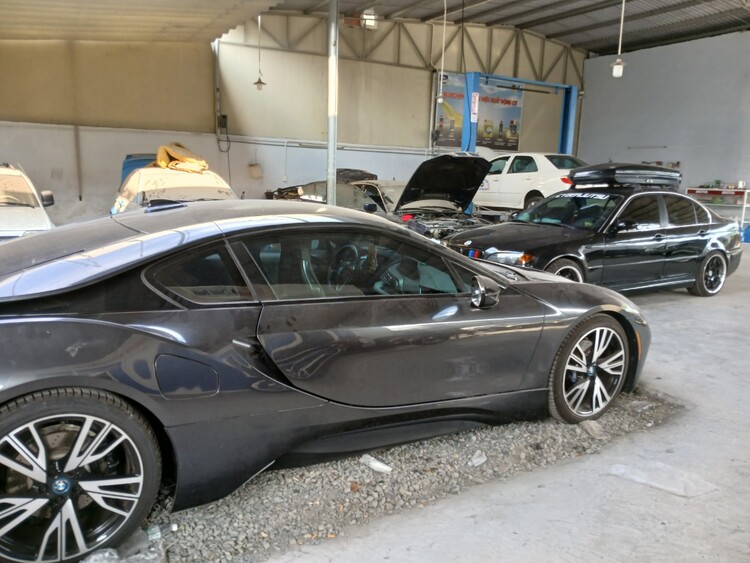 GARAGE TÍN PHÁT. 2/117 Đường Số 8,Bình Hưng Hòa,Bình Tân (Đối diện Aeon Tân Phú).