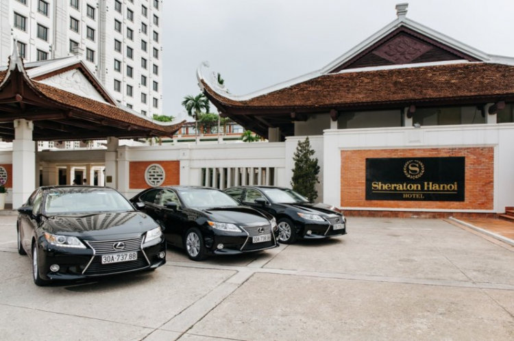 Sheraton Hà Nội phục vụ khách hàng VIP bằng Lexus ES350