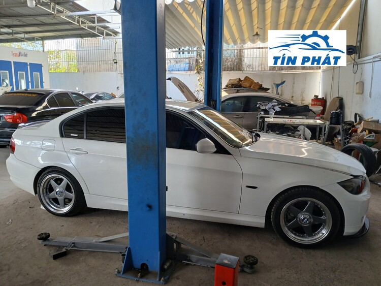 GARAGE TÍN PHÁT. 2/117 Đường Số 8,Bình Hưng Hòa,Bình Tân (Đối diện Aeon Tân Phú).