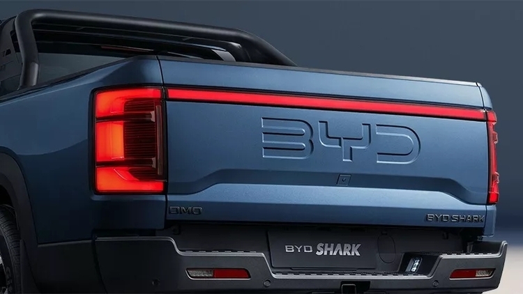 Bán tải BYD Shark PHEV trình làng: Động cơ Hybrid, mạnh 430 mã lực, giá từ 1.36 tỷ đồng