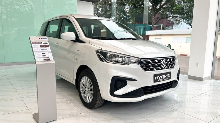 Giảm giá còn từ 449 triệu đồng, Suzuki Ertiga Hybrid rẻ nhất phân khúc, chấp luôn Hyundai Stargazer 2024