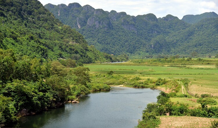 Xuyên Việt hè 2024, SG - Ninh Bình (Trường Sơn), cần tham khảo thêm thông tin và kinh nghiệm