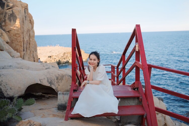 Quay lại Vĩnh Hy sau 14 năm, Hang Rái quá đẹp! (19/4/2024) Quay lại Vĩnh Hy sau 14 năm, Hang Rái quá đẹp! (19/4/2024)