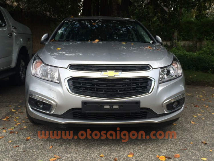 Chevrolet Cruze 2016 xuất hiện tại Việt Nam, lộ giá bán