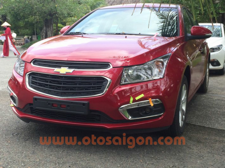 Chevrolet Cruze 2016 xuất hiện tại Việt Nam, lộ giá bán