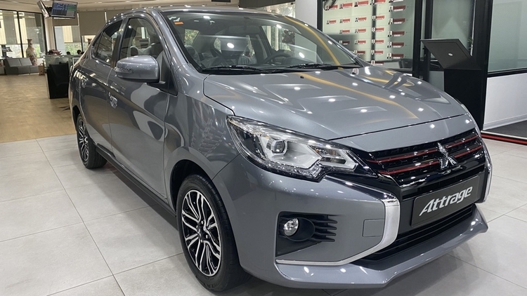Xin tư vấn ưu nhược điểm để mua xe Mitsubishi Attrage CVT Premium