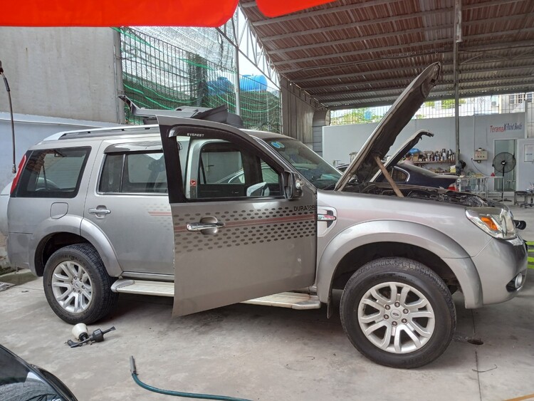 GARAGE TÍN PHÁT. 2/117 Đường Số 8,Bình Hưng Hòa,Bình Tân (Đối diện Aeon Tân Phú).