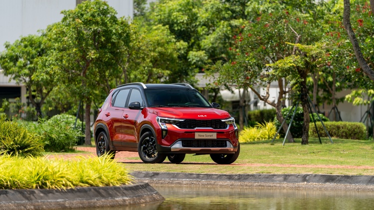 Kia Sonet 2024 ra mắt khách hàng Việt với 3 phiên bản, giá bán chưa công bố