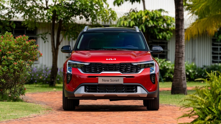 Kia Sonet 2024 ra mắt khách hàng Việt với 3 phiên bản, giá bán chưa công bố