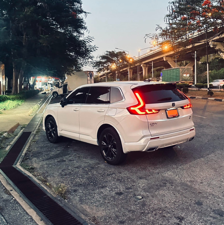 Đi CRV 10 năm giờ mua thêm CRV Hybrid 2024, vài dòng chia sẻ và so sánh với anh em! Đi CRV 10 năm giờ mua thêm CRV Hybrid 2024, vài dòng chia sẻ và so sánh với anh em!