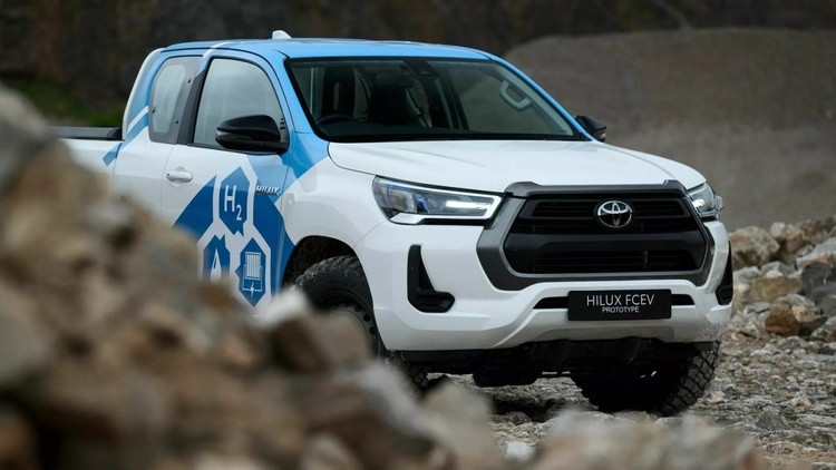 Thử nghiệm công nghệ Hydro của Mirai, Toyota Hilux FCEV hứa hẹn tầm hoạt động lên tới 600 km