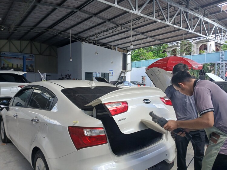 GARAGE TÍN PHÁT. 2/117 Đường Số 8,Bình Hưng Hòa,Bình Tân (Đối diện Aeon Tân Phú).