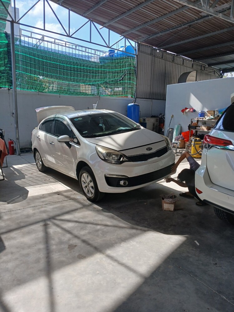 GARAGE TÍN PHÁT. 2/117 Đường Số 8,Bình Hưng Hòa,Bình Tân (Đối diện Aeon Tân Phú).