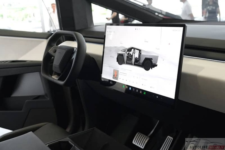 Tesla_Cybertruck_int_005.jpg