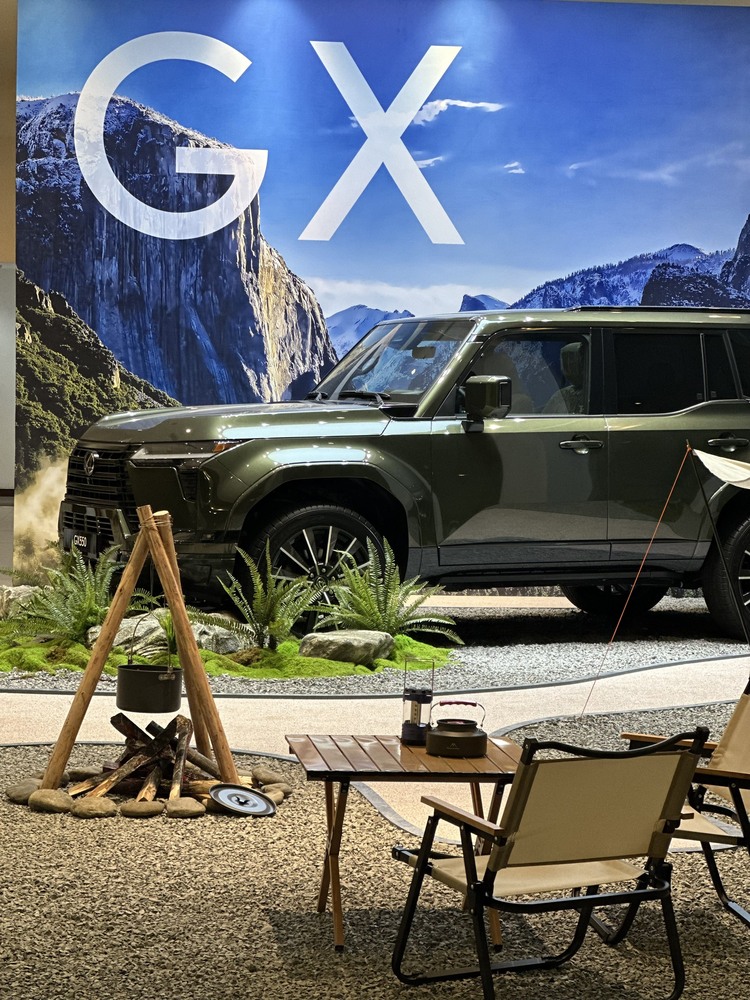 SUV sang Lexus GX 550 ra mắt đại gia Việt, giá từ 6,2 tỷ đồng SUV sang Lexus GX 550 ra mắt đại gia Việt, giá từ 6,2 tỷ đồng