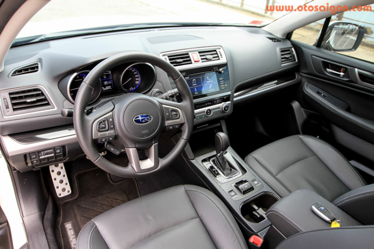 Sau vô lăng Subaru Outback 2015: hoàn hảo cho gia đình