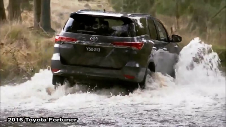 Bộ ảnh và video chính thức của Mitsubishi Pajero Sport 2016