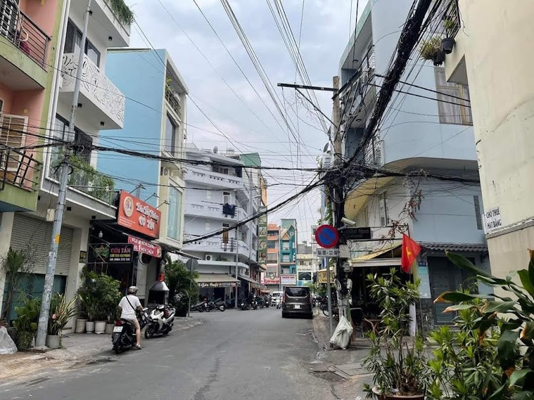 Cập nhật giá nhà phố TT quận 1,3,4,10, Phú Nhuận , Bình Thạnh Cập nhật giá nhà phố TT quận 1,3,4,10, Phú Nhuận , Bình Thạnh