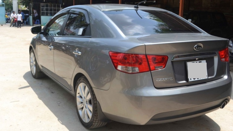 Xe Kia Cerato 2010 bị kêu khi mới nổ máy