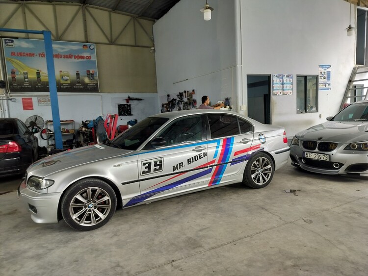 GARAGE TÍN PHÁT. 2/117 Đường Số 8,Bình Hưng Hòa,Bình Tân (Đối diện Aeon Tân Phú). GARAGE TÍN PHÁT. 2/117 Đường Số 8,Bình Hưng Hòa,Bình Tân (Đối diện Aeon Tân Phú).