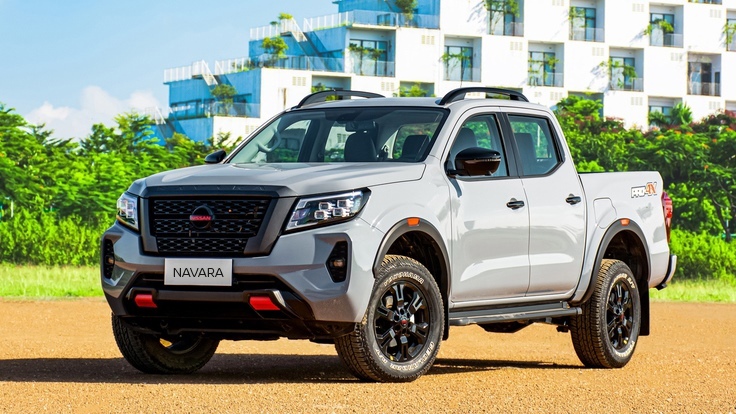 Nissan Navara 2024.jpg