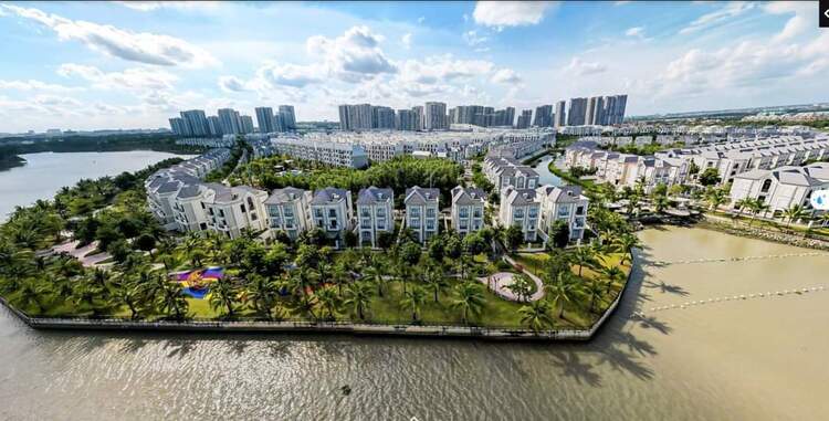 VINHOMES GRAND PARK QUẬN 9 LÀ CÁI “BẪY GẤU” CHO NHỮNG KHÁCH YÊU MÀU HỒNG!