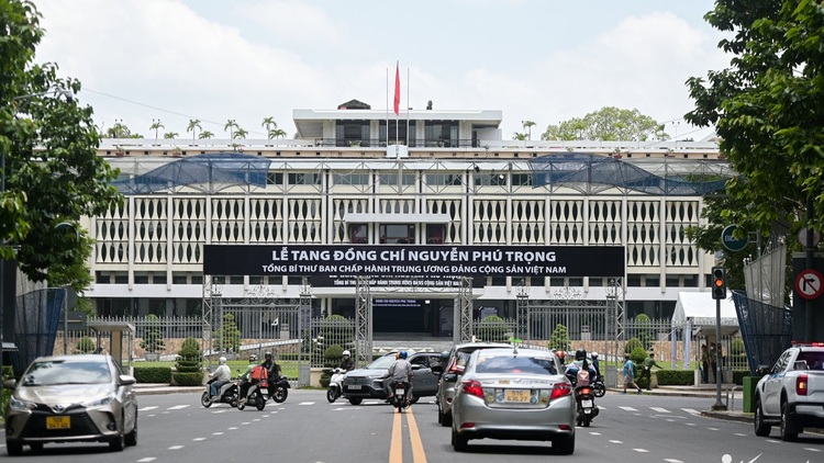 TPHCM hạn chế giao thông nhiều tuyến đường trung tâm trong 2 ngày Quốc tang