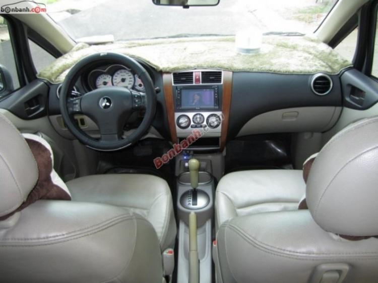 MITSUBISHI COLT PLUS 1.6AT