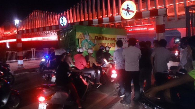 Hạn chế lưu thông qua cầu Trần Khánh Dư từ 15/8/2015