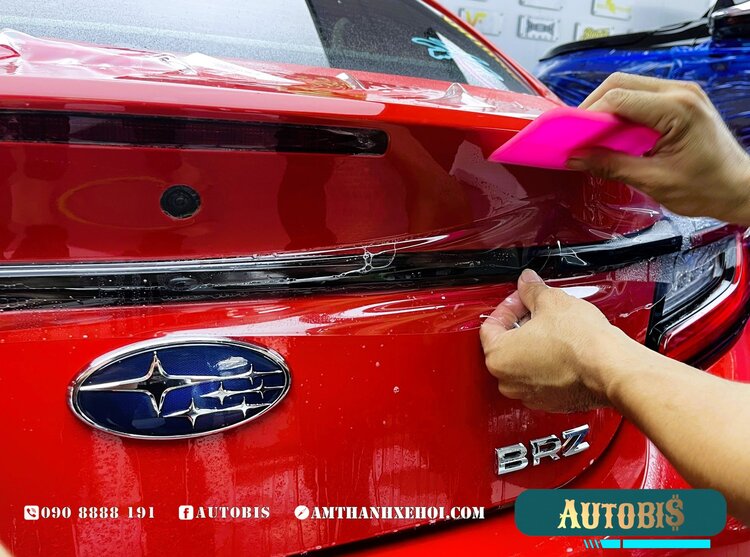 Subaru BRZ, xe thể thao 2 cửa Nhật Bản nâng cấp những gì tại Autobis!