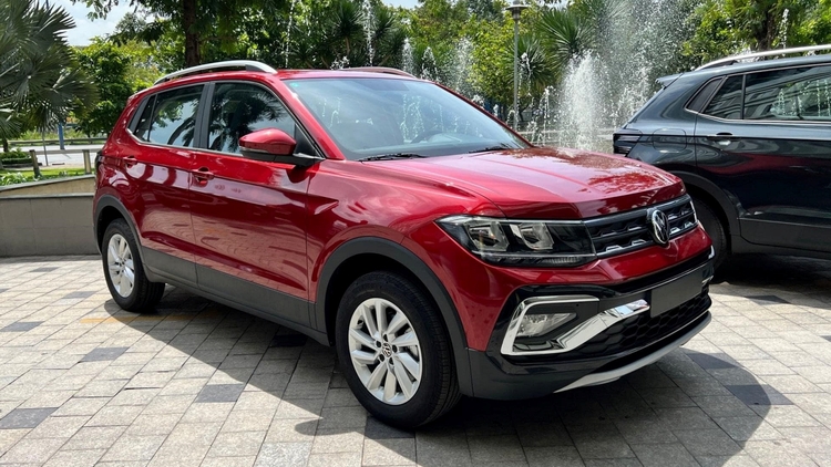 Đến lượt Volkswagen T-Cross giảm đến 300 triệu đồng: Liệu có thể giải “ế”?