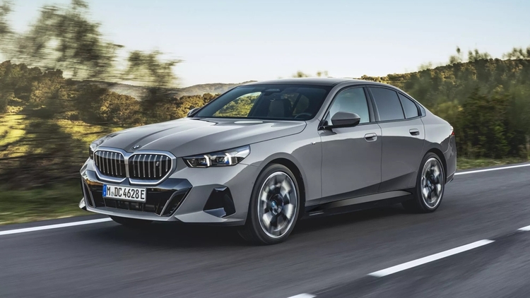 BMW 5 Seires 2025 khi nào về Việt Nam?