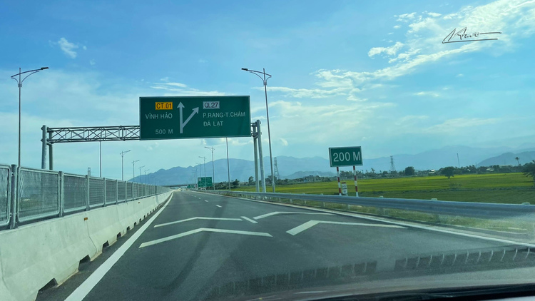 Cập nhật về đường bộ cao tốc Bắc-Nam, giấc mơ xuyên Việt trở nên dễ dàng hơn Cập nhật về đường bộ cao tốc Bắc-Nam, giấc mơ xuyên Việt trở nên dễ dàng hơn