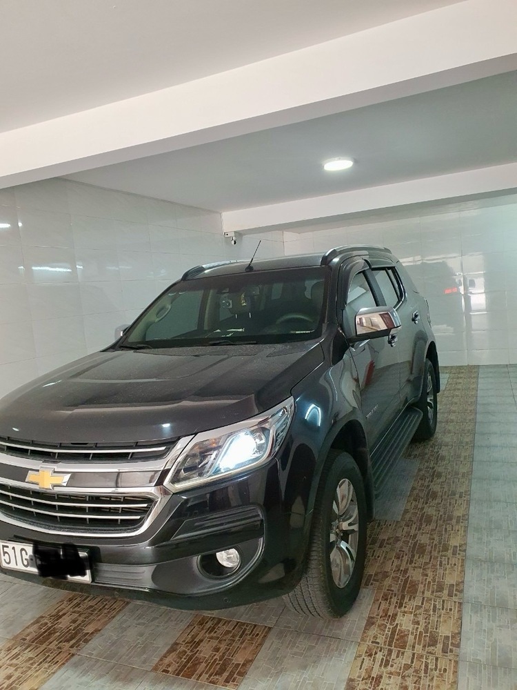 Bán xe chevy trailblazer 2.5 LTZ