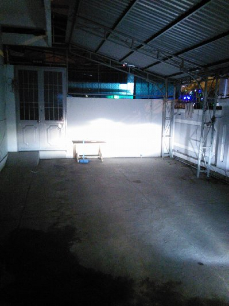 Hình ảnh các xe lắp bóng LED PHILIPS Lumiled, CREE USA, không độ chế hay cắt dây điện (Mục lục Tr1) Hình ảnh các xe lắp bóng LED PHILIPS Lumiled, CREE USA, không độ chế hay cắt dây điện (Mục lục Tr1)