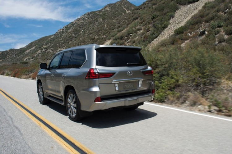 Lexus LX 2016 Facelift chính thức lộ diện