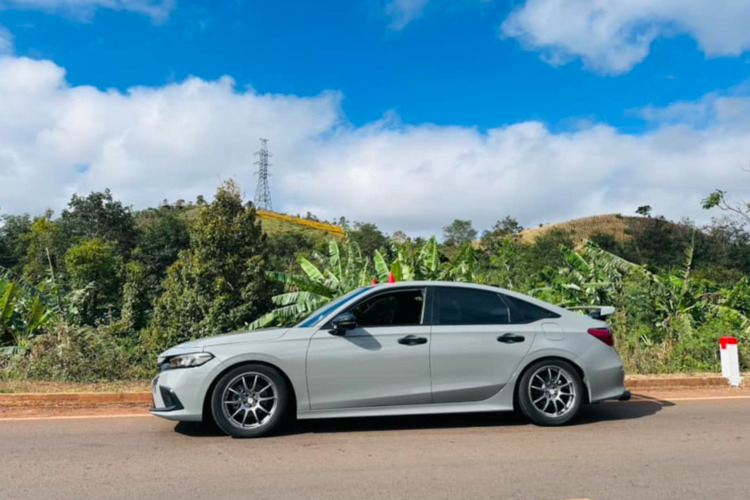 Thảo luận về Honda Civic mới sắp ra mắt tại VN nào anh em! Thảo luận về Honda Civic mới sắp ra mắt tại VN nào anh em!