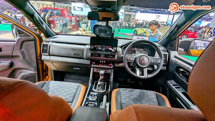 Loạt xe hứa hẹn ra mắt thị trường Việt tháng 9: Toàn xe gầm cao chất lượng Loạt xe hứa hẹn ra mắt thị trường Việt tháng 9: Toàn xe gầm cao chất lượng