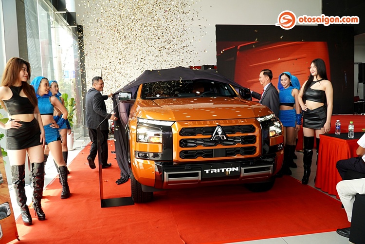 mitsubishi-triton-dai-ly-nam-auto-74.jpg