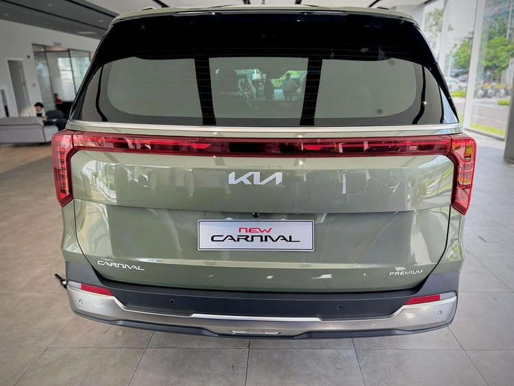 kia-new-carnival-2025-11.jpg