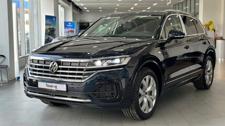 Volkswagen Touareg Elegance Plus về đại lý, giá bán 2,788 tỷ đồng, bổ sung loạt trang bị "xịn"