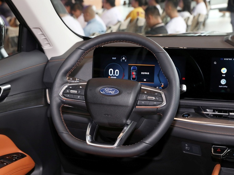 Xem ảnh thực tế Ford Territory 2025: Thiết kế cân đối, nội thất 2 tông màu, còn chờ công bố giá bán