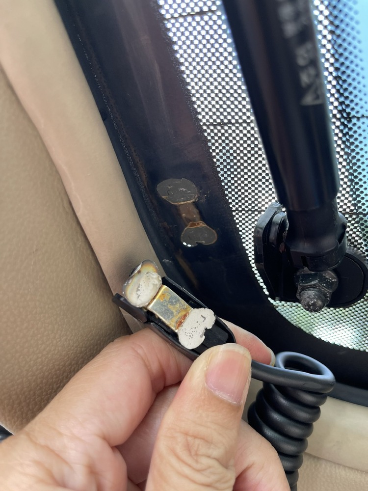 Toyota Innova Cross bị kêu rè rè ở phía đầu xe, xin cách xử lý Toyota Innova Cross bị kêu rè rè ở phía đầu xe, xin cách xử lý