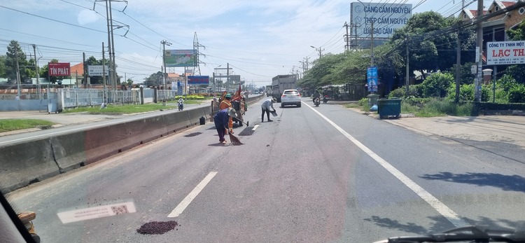 "Đề xuất tăng phí sử dụng đường bộ"!!!