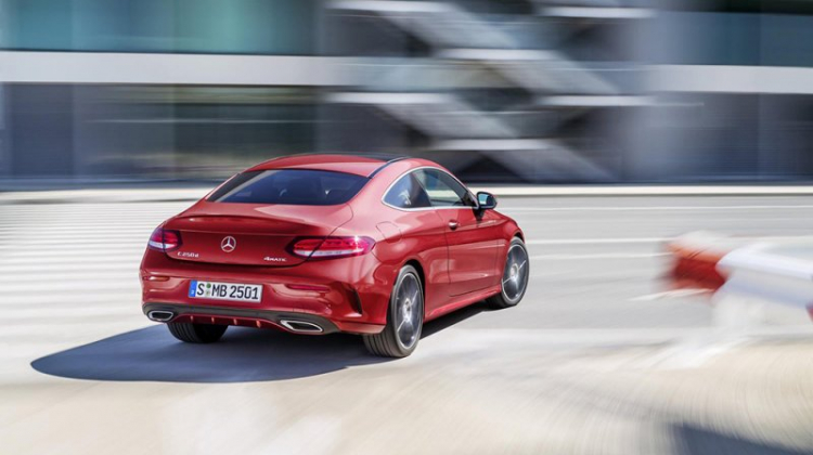 Mercedes-Benz C-Class Coupe: vẻ đẹp của những đường cong