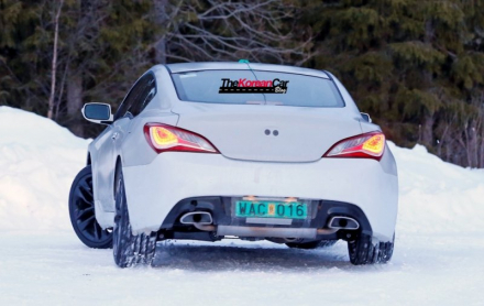 2017-hyundai-genesis-test-mule-spied-in-sweden-9.jpg