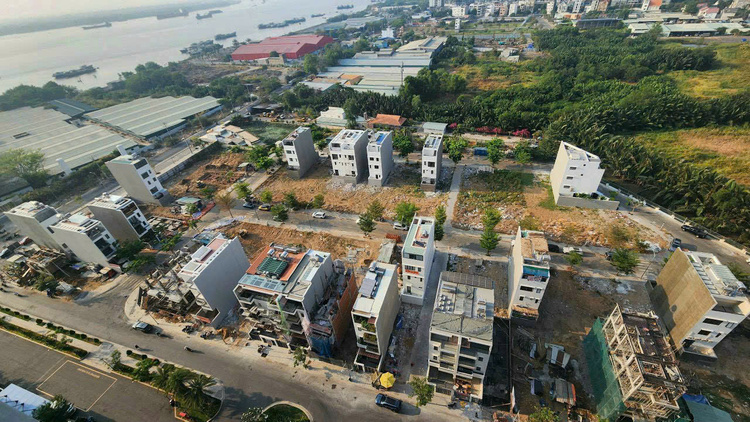 Đất Đào Trí Dự Án Q7 Saigon Riverside Complex Khải Thịnh Tại Sao Chưa Được Xây Dựng ?