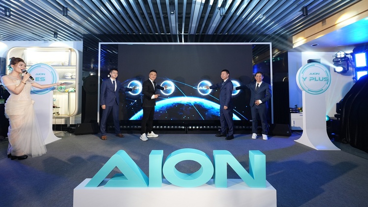 khai-truong-showroom-aion-gac-4.jpg