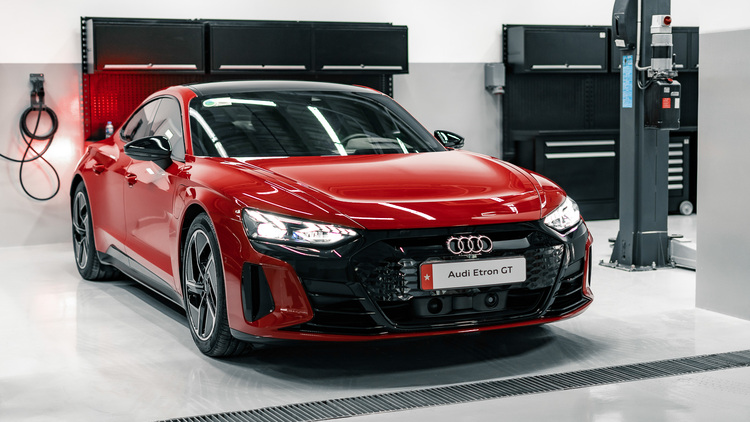 Audi Việt Nam triệu hồi kiểm tra pin cao áp trên các xe Audi e-tron GT và RS e-tron GT