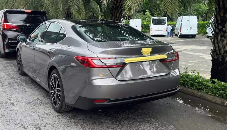 Toyota Camry 2025 VMS (3).jpg Toyota Camry 2025 VMS (3).jpg